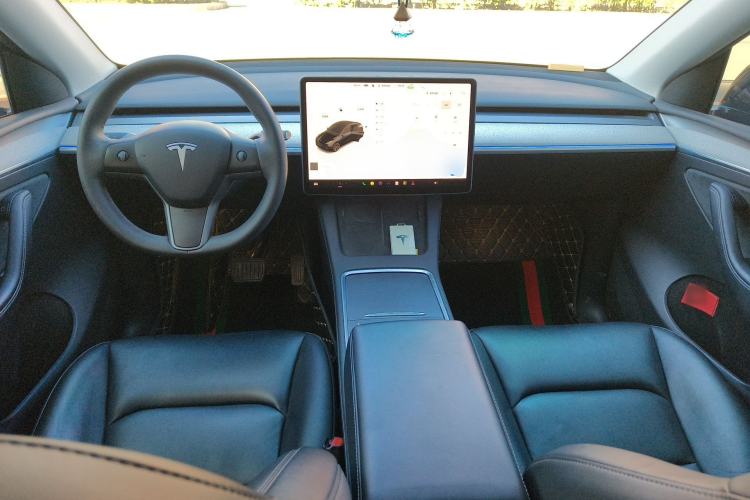 Used Tesla Model Y 2024 Rear-Wheel-Drive Version
