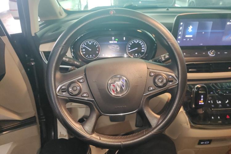Used Buick GL8 2023 Facelifted Land Cruiser Executive Luxury Version Steering Wheel