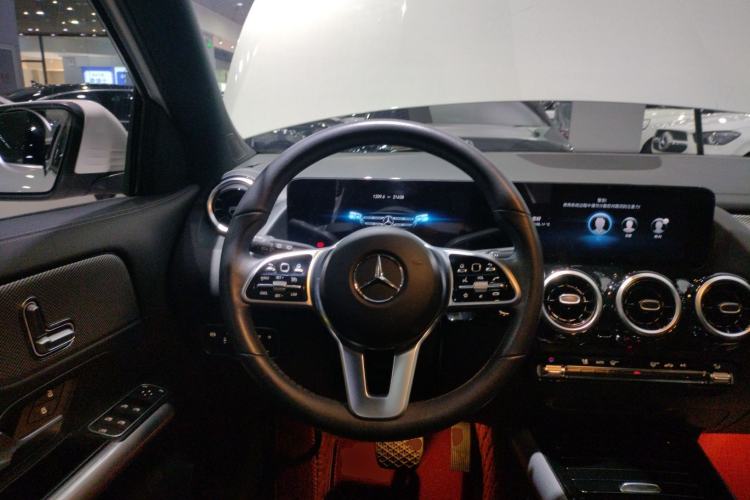 Used Mercedes-Benz GLA 2023 GLA 200
