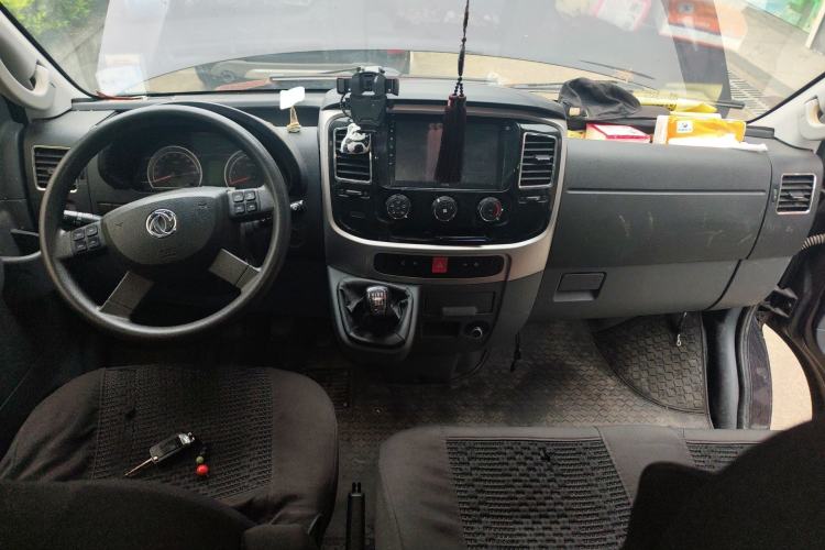 Used Dongfeng Yufeng 