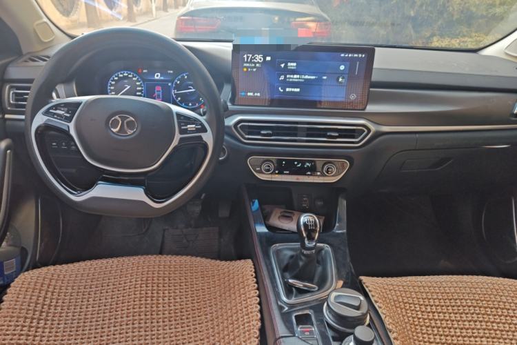 Used BAIC Beijing U7 2019 1.5T Manual Elite Version China VI