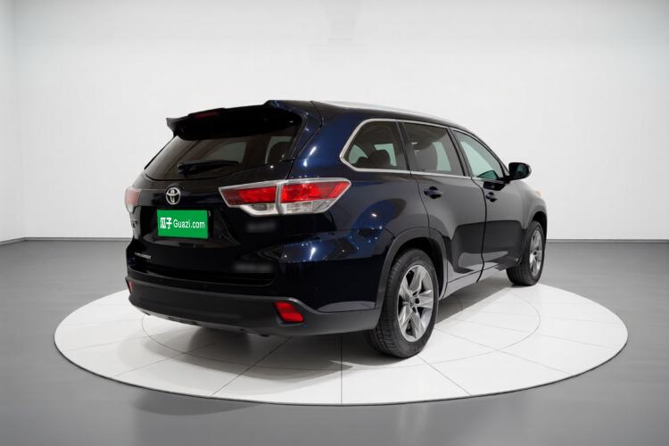 Used Toyota Highlander 2015 2.0T Four-Wheel Drive Ultimate Edition 7-Seater Rear Right 45 Deg