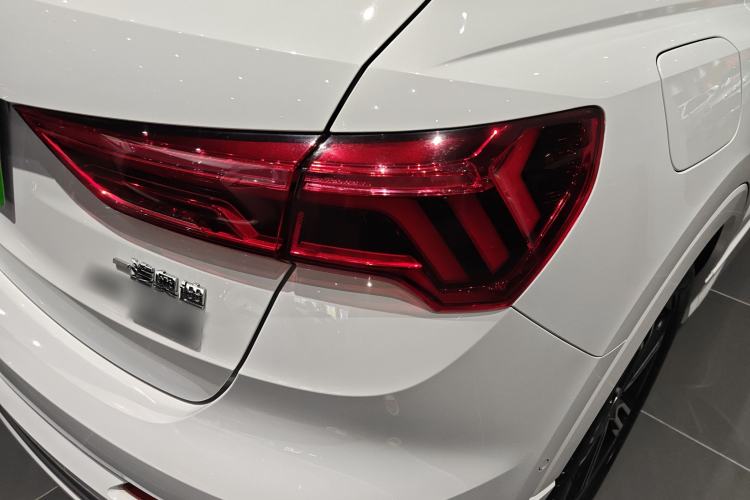 Used Audi Q3 2022 45 TFSI quattro Fashion Dynamic Model
