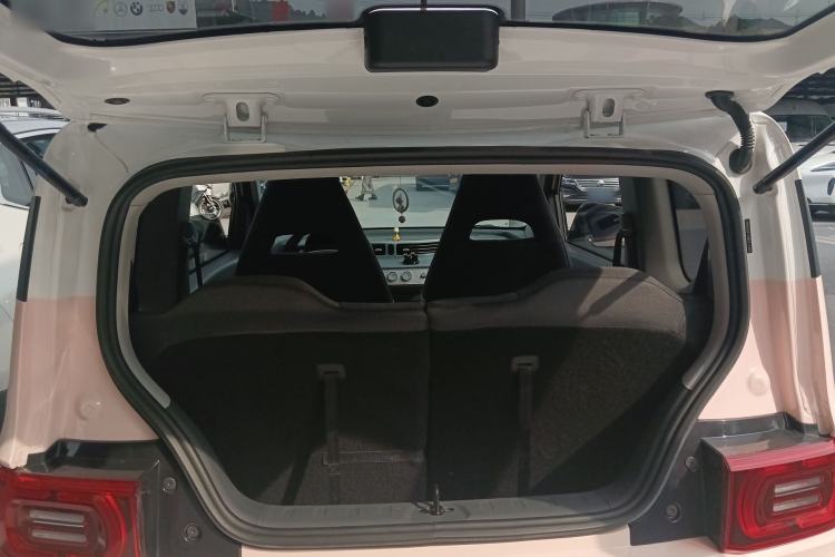 Used Wuling Hongguang MINIEV 2021 Macaron Premium Model – Lithium Iron Phosphate Trunk