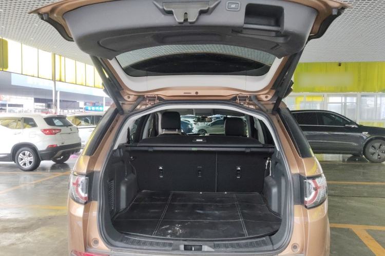 Used Land Rover Discovery Sport 2016 2.0T SE Trunk