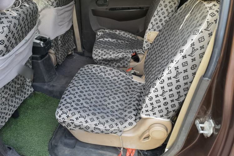 Used Wuling Hongguang 2015 1.5L S Basic Version China V Standard Left Rear Seat