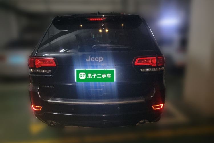 Used Jeep Grand Cherokee 2016 3.6L Elite Navigation Edition Rear