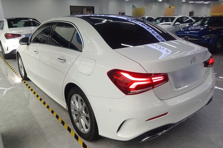 Used Mercedes-Benz A-Class 2021 A 200 L Sport Sedan Fashion Model
