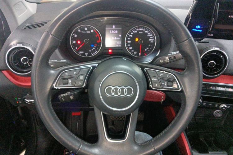 Used Audi Q2L 2018 35 TFSI Fashion Dynamic Version China V Emission Standard