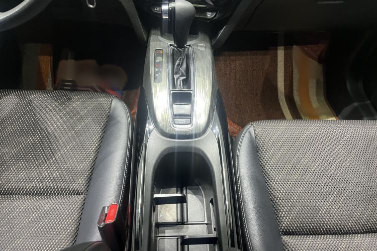 Used Honda XR-V 2017 1.5L LXi CVT Classic Edition Interior 9