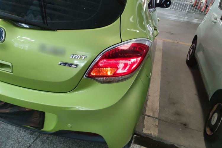 Used CHANGAN Benni 2015 1.4L IMT Luxury Model China IV
