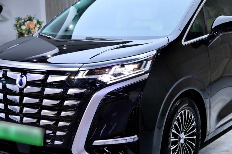 Used Denza D9 2024 DM-i 980 Four-Wheel Drive Prestige Model