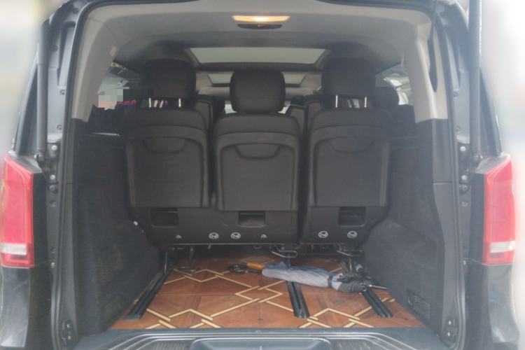 Used Mercedes-Benz V-Class 2020 V 260 L Long-wheelbase Luxury Edition