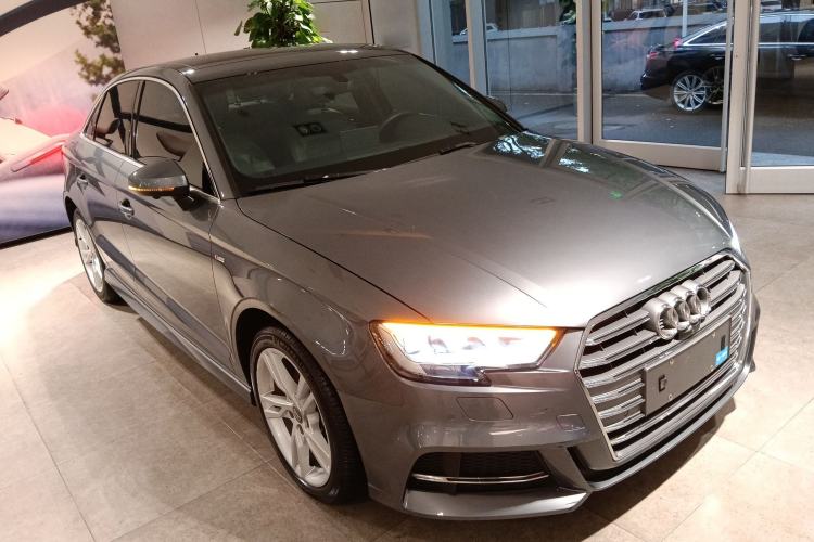 Used Audi A3 2020 Limousine 35 TFSI Fashion Edition China VI Emission Standard Exterior 1