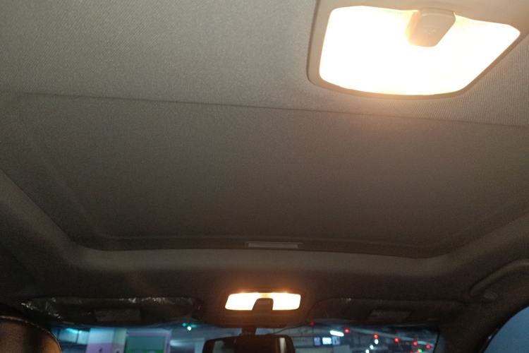 Used SsangYong Korando 2013 2.0L Gasoline Two-Wheel Drive Automatic Luxury Navigation Edition
