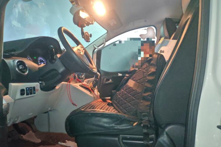 Used JAC Refine M3 2025 PLUS 1.8L Manual Classic Edition 7 Seats Left Front Seat