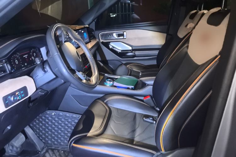 Used Ford Explorer 2023 EcoBoost 285 Kunlun Peak Edition 6-Seater