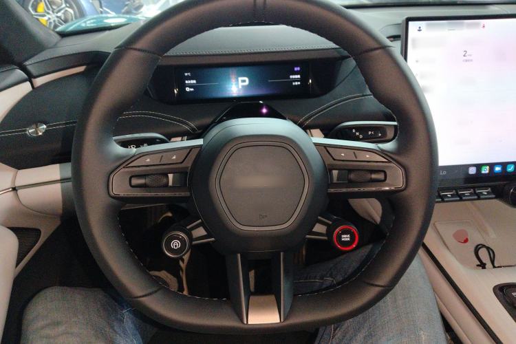 Used Xiaomi Auto SU7 2024 Four-Wheel Drive Ultra-Long Range Advanced Intelligent Driving Max Edition Steering Wheel