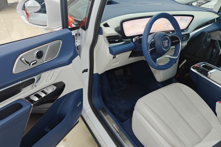 Used Buick Century 2023 2.0T Six-Seater Yinshi Edition Driver Seat