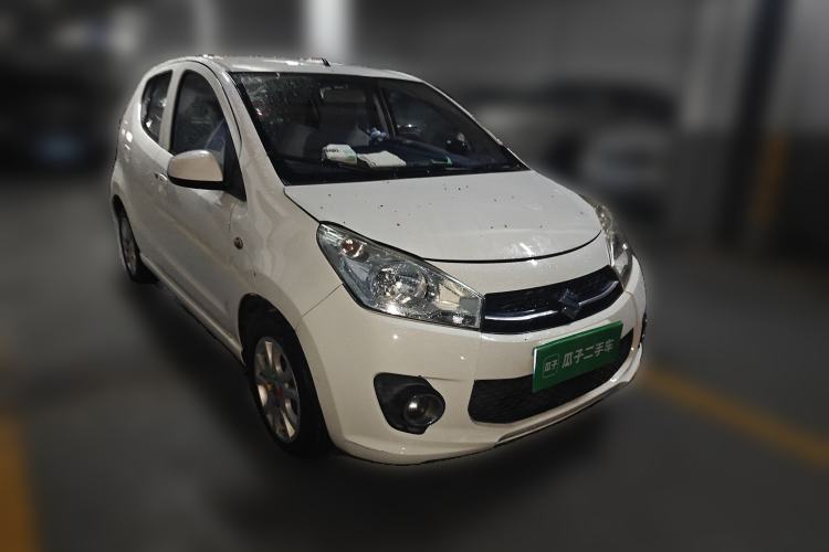 Used Suzuki Alto 2013 1.0L Manual Luxury Model Front Right 45 Deg