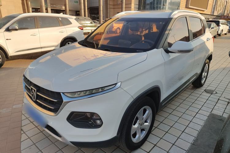 Used Baojun 510 2017 1.5L Manual Fashion Model