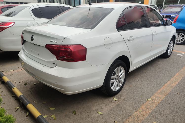 Used Volkswagen Jetta 2019 Dream Edition 1.5L Manual Fashion Version Exterior 4