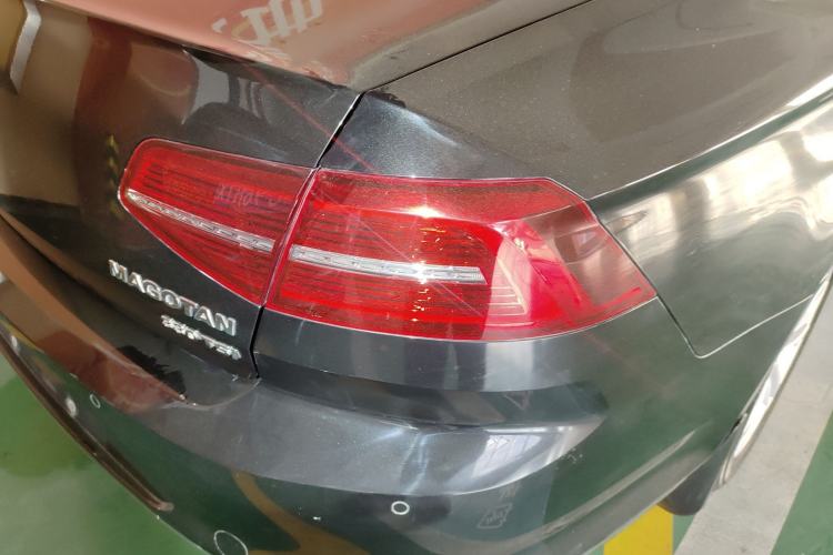 Used Volkswagen Magotan 2017 330TSI DSG Luxury Model Exterior 2