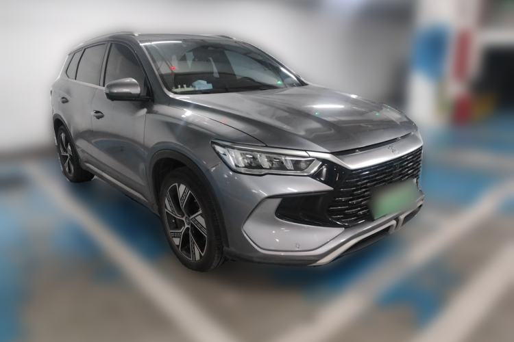 Used BYD Song Pro New Energy 2024 HONOR Edition DM-i 110KM Excellence Model Front Right 45 Deg