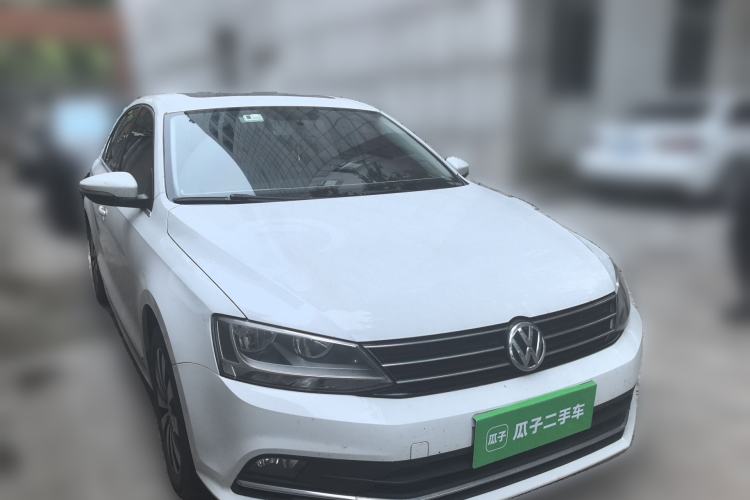 Used Volkswagen Sagitar 2017 1.6L Automatic Comfort Model Front Right 45 Deg