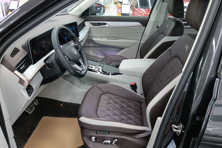 Used Volkswagen Tavendor 2023 380TSI Four-Wheel Drive R-Line Cruise Edition Left Front Seat