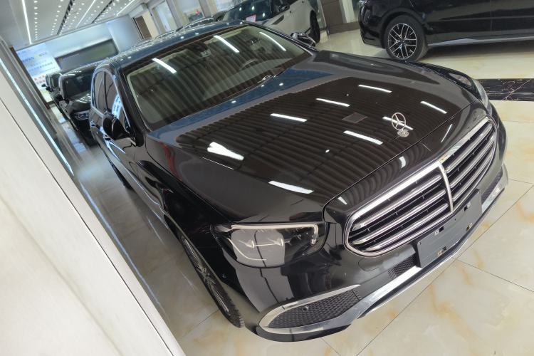 Used Mercedes-Benz E-Class 2023 E 260 L
