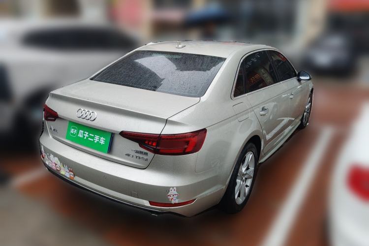 Used Audi A4L 2018 30th Anniversary Edition 40 TFSI Trendy Model Rear Right 45 Deg