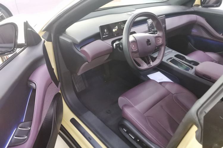 Used Nio ET5T 2023 75 kWh Touring Driver Seat