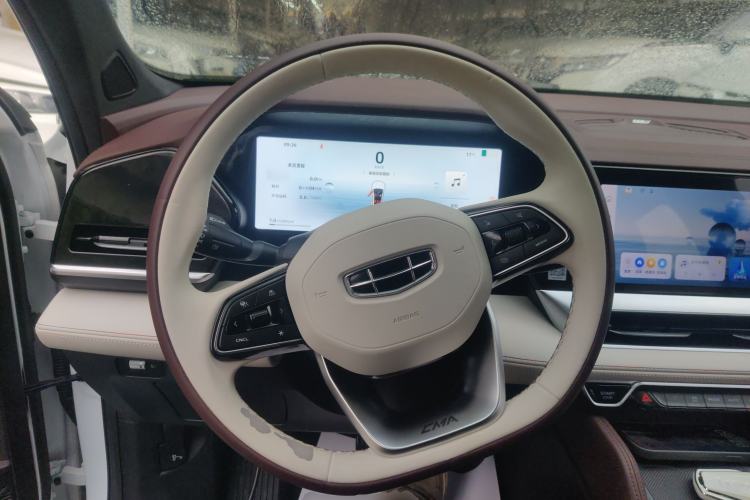 Used Geely Auto Monjaro L 2024 2.0TD High-Power Automatic Two-Wheel Drive Yunqi Version Steering Wheel