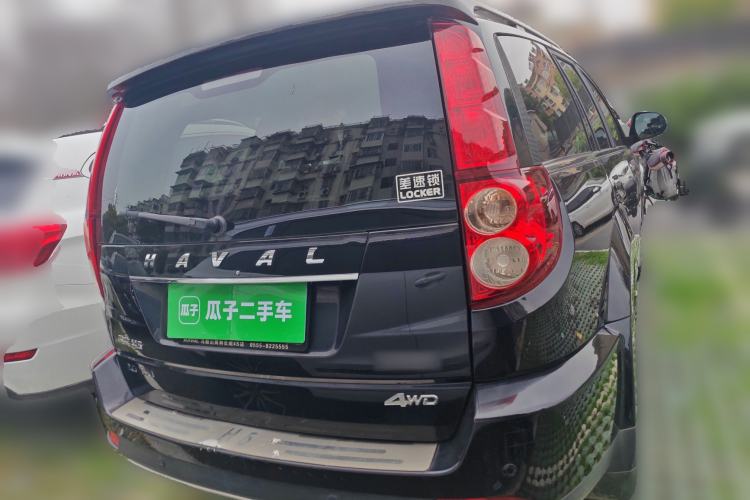 Used Haval H5 Classic 2015 2.0T Diesel Manual Two-Wheel Drive Entry-Level Version
