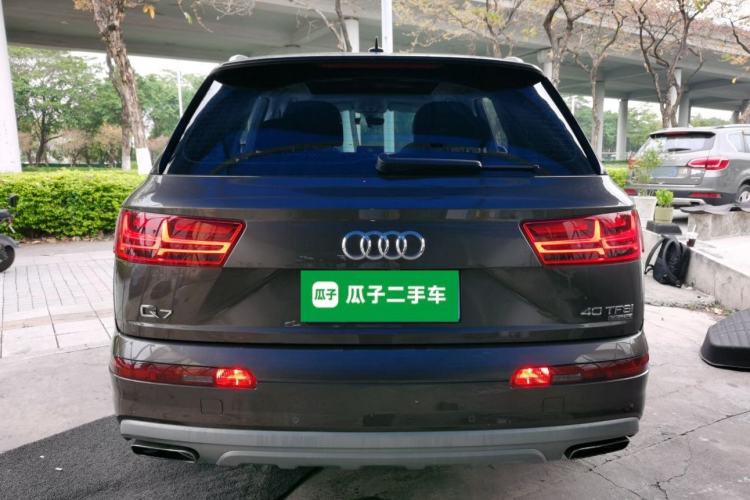 Used Audi Q7 2018 40 TFSI Comfort Model