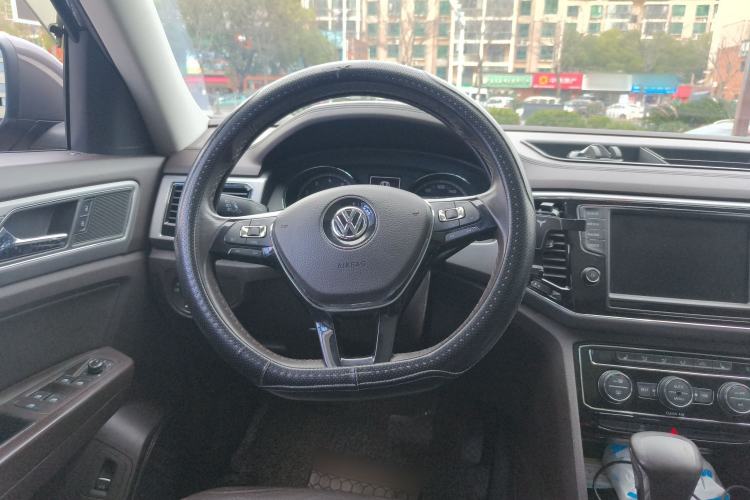 Used Volkswagen Teramont 2017 330TSI Two-Wheel-Drive Luxury Edition