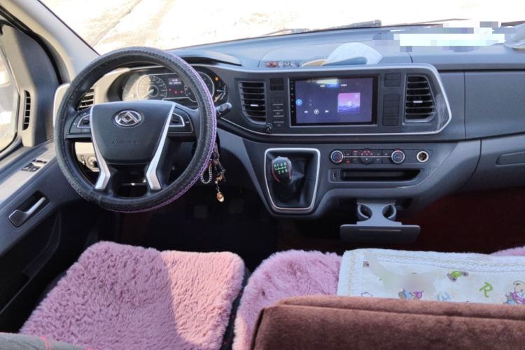 Used SAIC MAXUS Xintu V80 2021 2.0T Manual Classic Aoyuntong Short Wheelbase Mid-Height 7/8/9-Seater