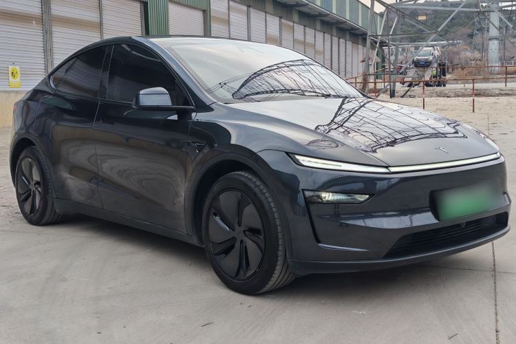 Used Tesla Model Y 2025 Rear-Wheel Drive First Edition
