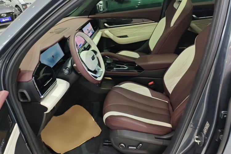 Used Geely Auto Monjaro L 2024 2.0TD High-Power Automatic Two-Wheel Drive Yunqi Version
