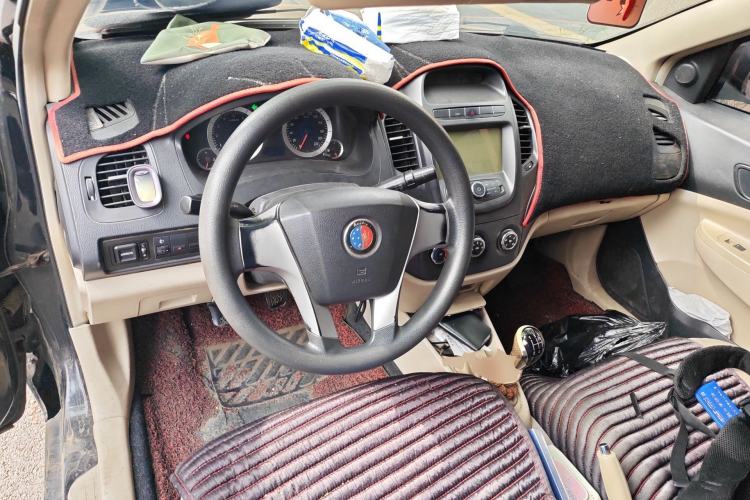 Used Geely Auto Diamond Fortune 2012 1.5L Ambition Trim Steering Wheel