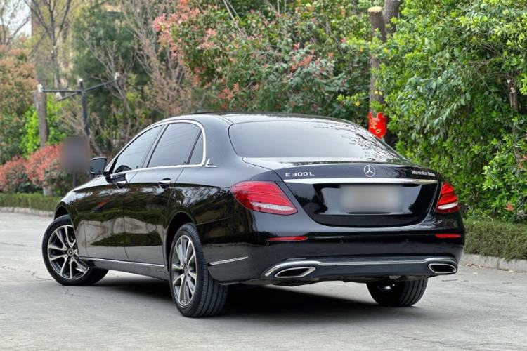 Used Mercedes-Benz E-Class 2018 E 200 L
