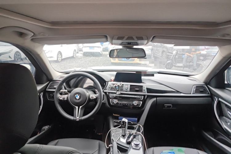 Used BMW 3 Series 2016 320Li Fashion Model Center Console