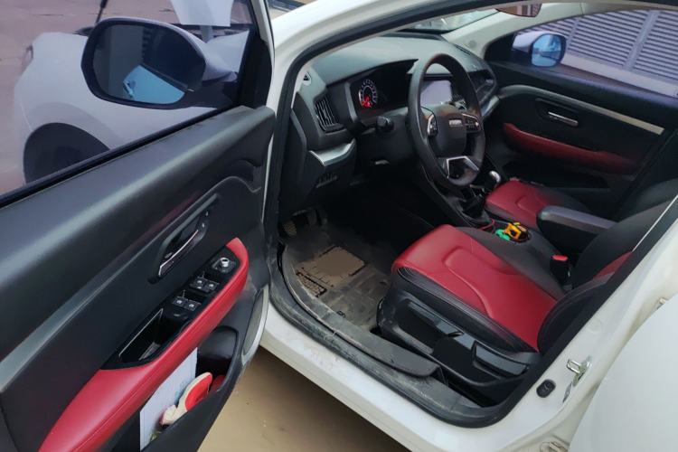 Used Haval H2s 2017 Blue Label 1.5T Manual Comfort Edition Driver Seat