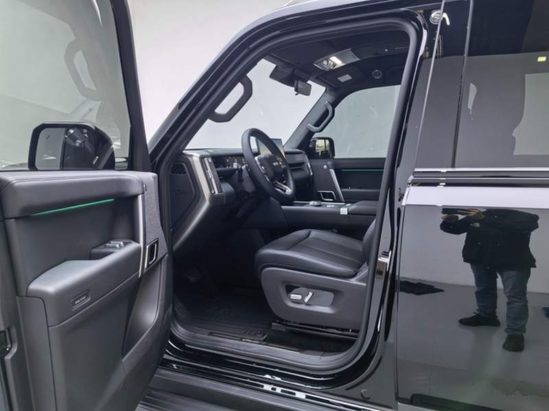 Used iCAR V27 2026 Model 200KM Four-Wheel Drive Falcon 700 — 38