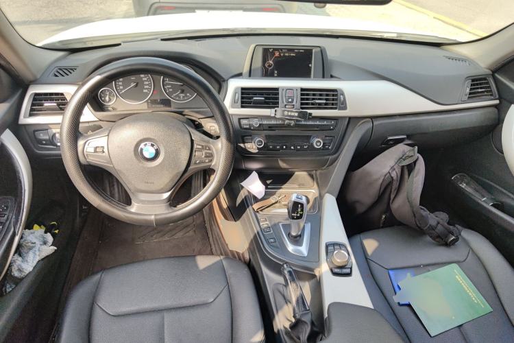 Used BMW 3 Series 2015 320Li Fashion Model
