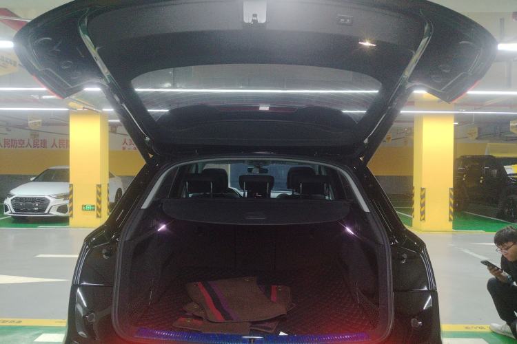 Used Audi Q5L 2022 Updated 45T Luxury Dynamic Version Trunk