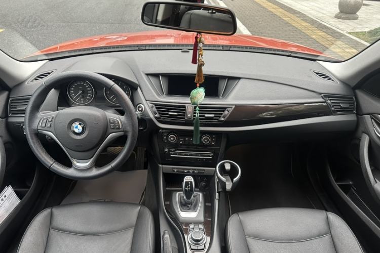 Used BMW X1 2012 xDrive20i
