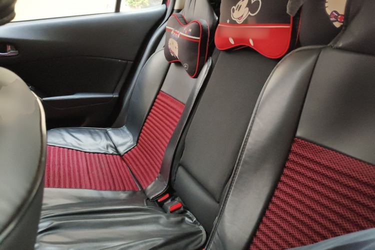 Used Mazda 3 Axela 2017 Sedan 1.5L Automatic Luxury Model Emission Standard China V Left Rear Seat