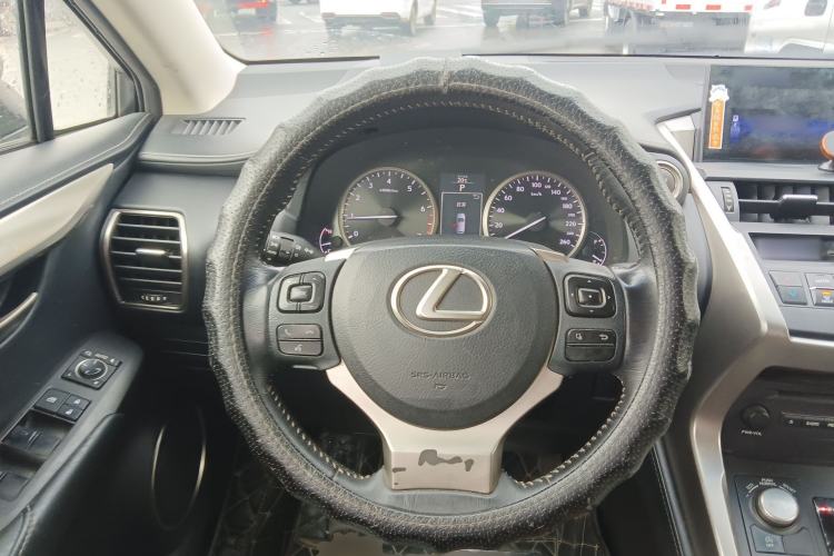 Used Lexus NX 2015 200 Front-Wheel Drive X-Trail SE Edition Steering Wheel